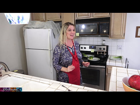 ❤️ Stepmom ga bhleoghan sa chidsin ron cheann-latha aige ️ Porn cruaidh leinn ❌❤